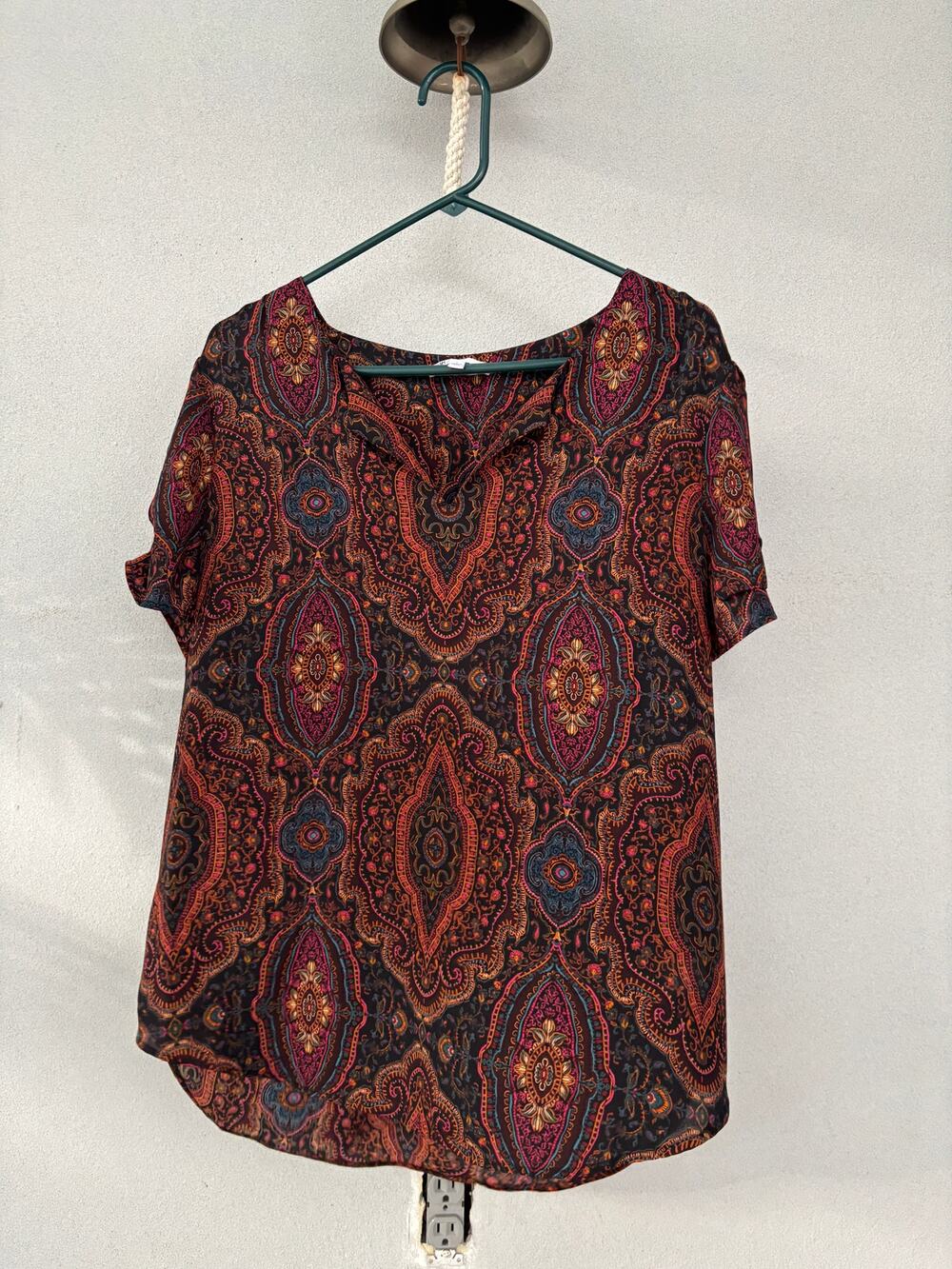 Paisley Print Blouse Women's L Split Neck Drape Earthy Tones Boho Retro